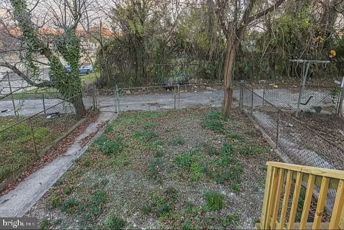2309 N Ellamont St #ELLA - Photo 3 of 15