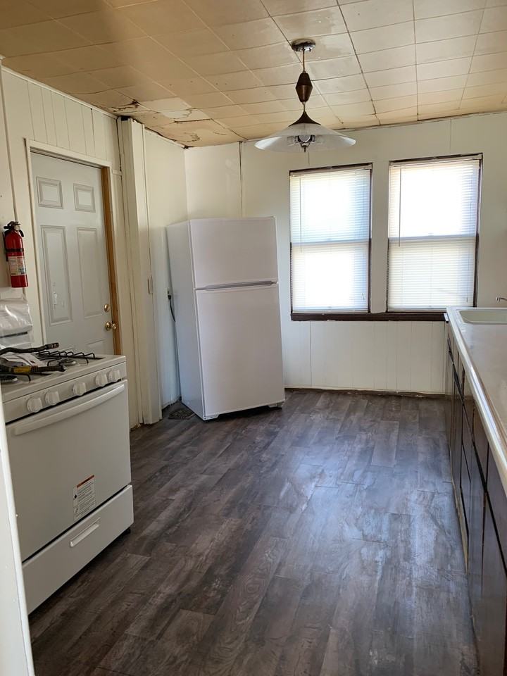 827 Randolph St #1 - Photo 4 of 5