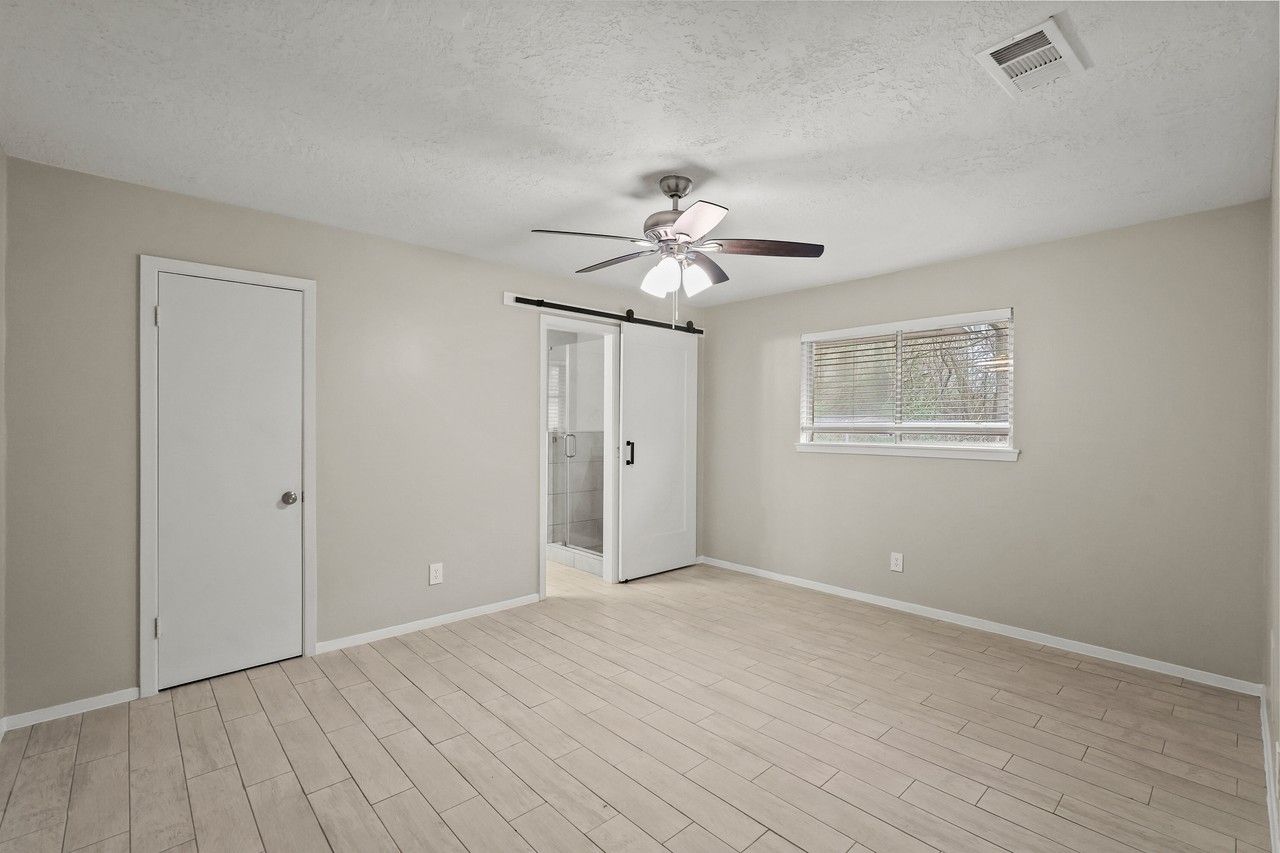 105 Navajo St #1 - Photo 7 of 24