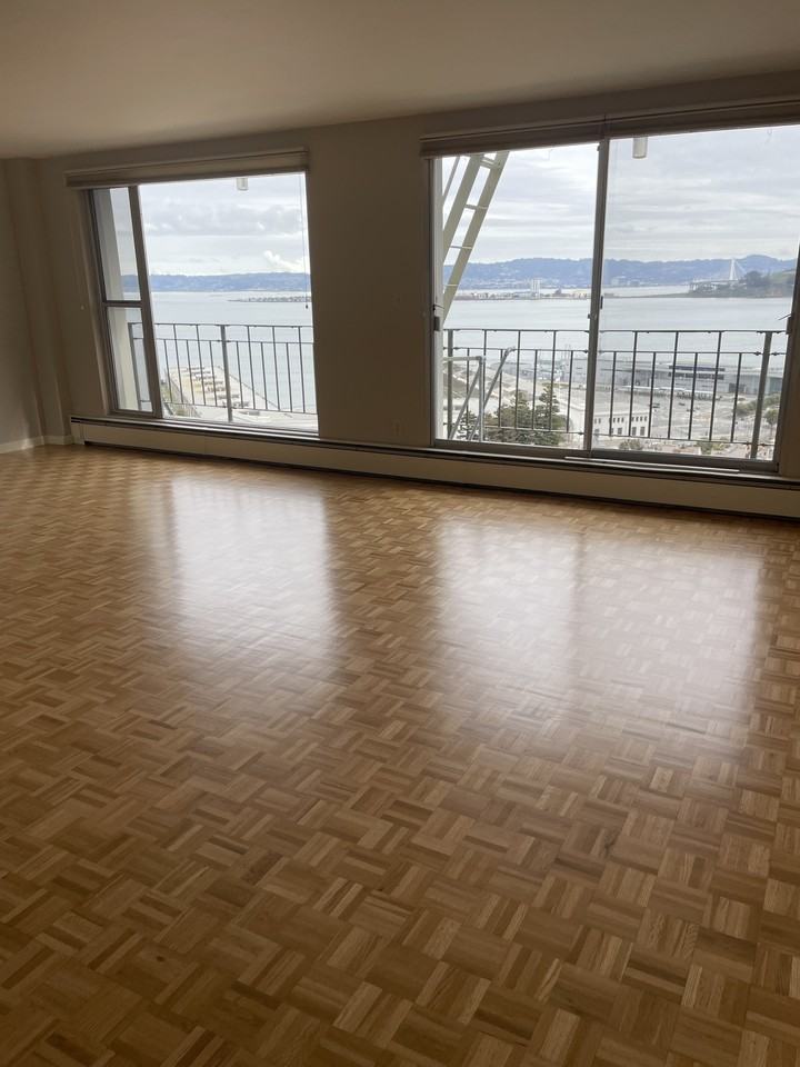 Telegraph Hill Tower - Photo 2 of 16