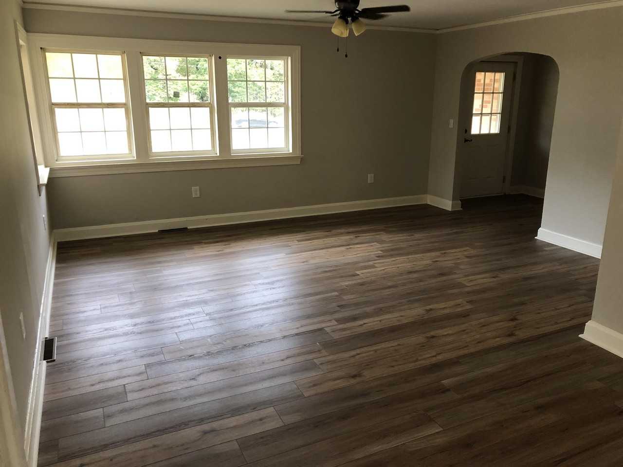 818 Old Clemson Hwy - Photo 3 of 10