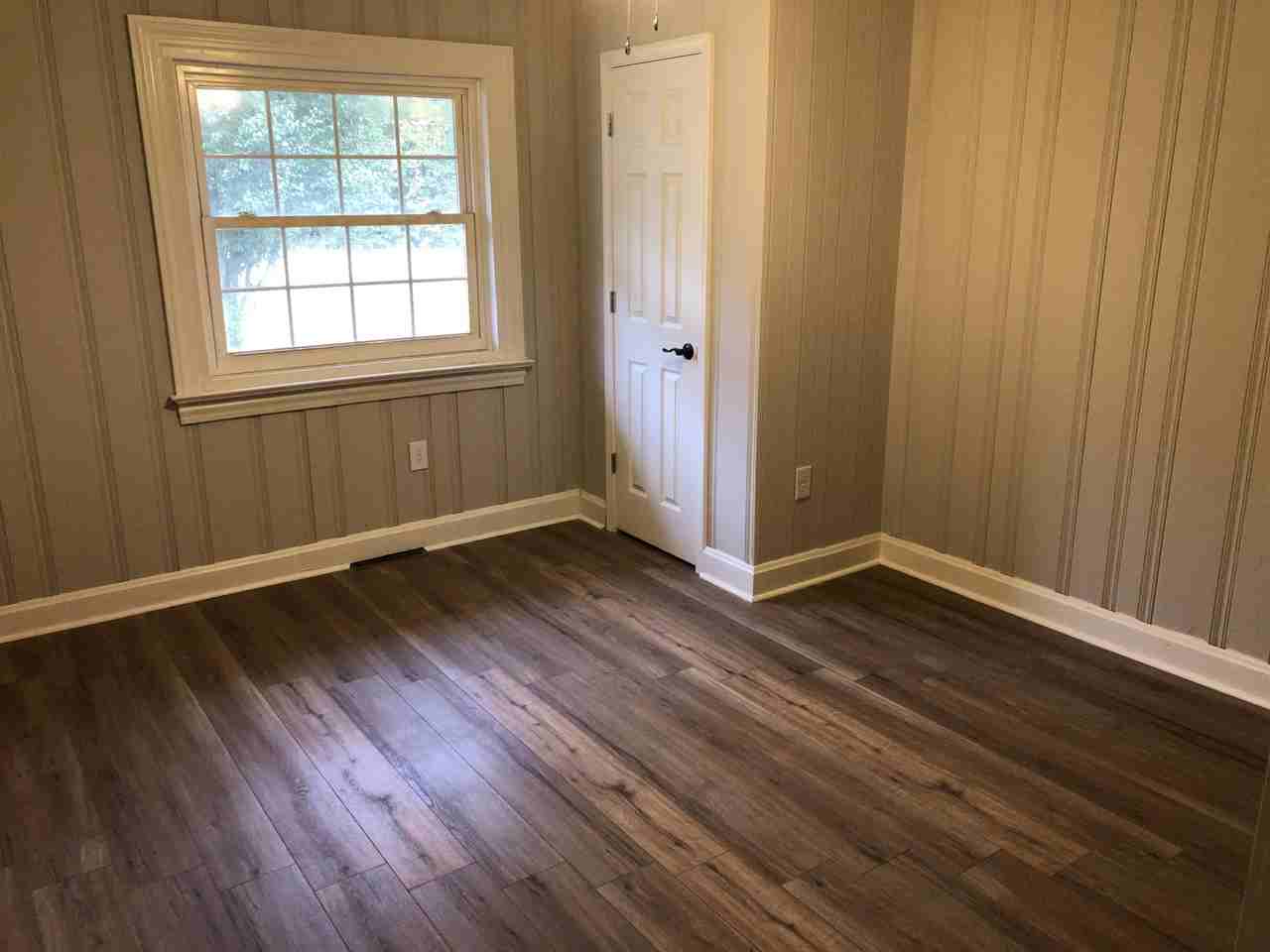 818 Old Clemson Hwy - Photo 5 of 10