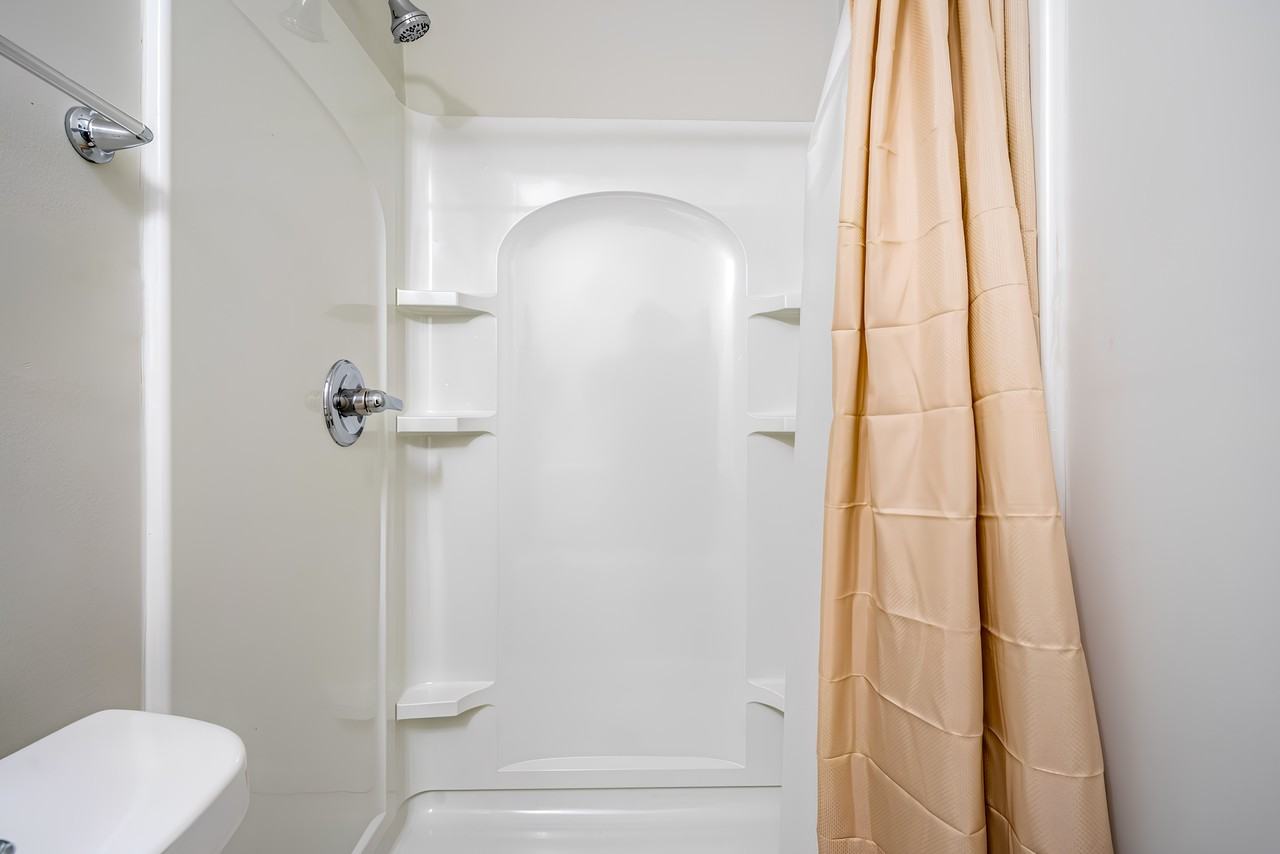 Springfield Pl - Photo 3 of 12