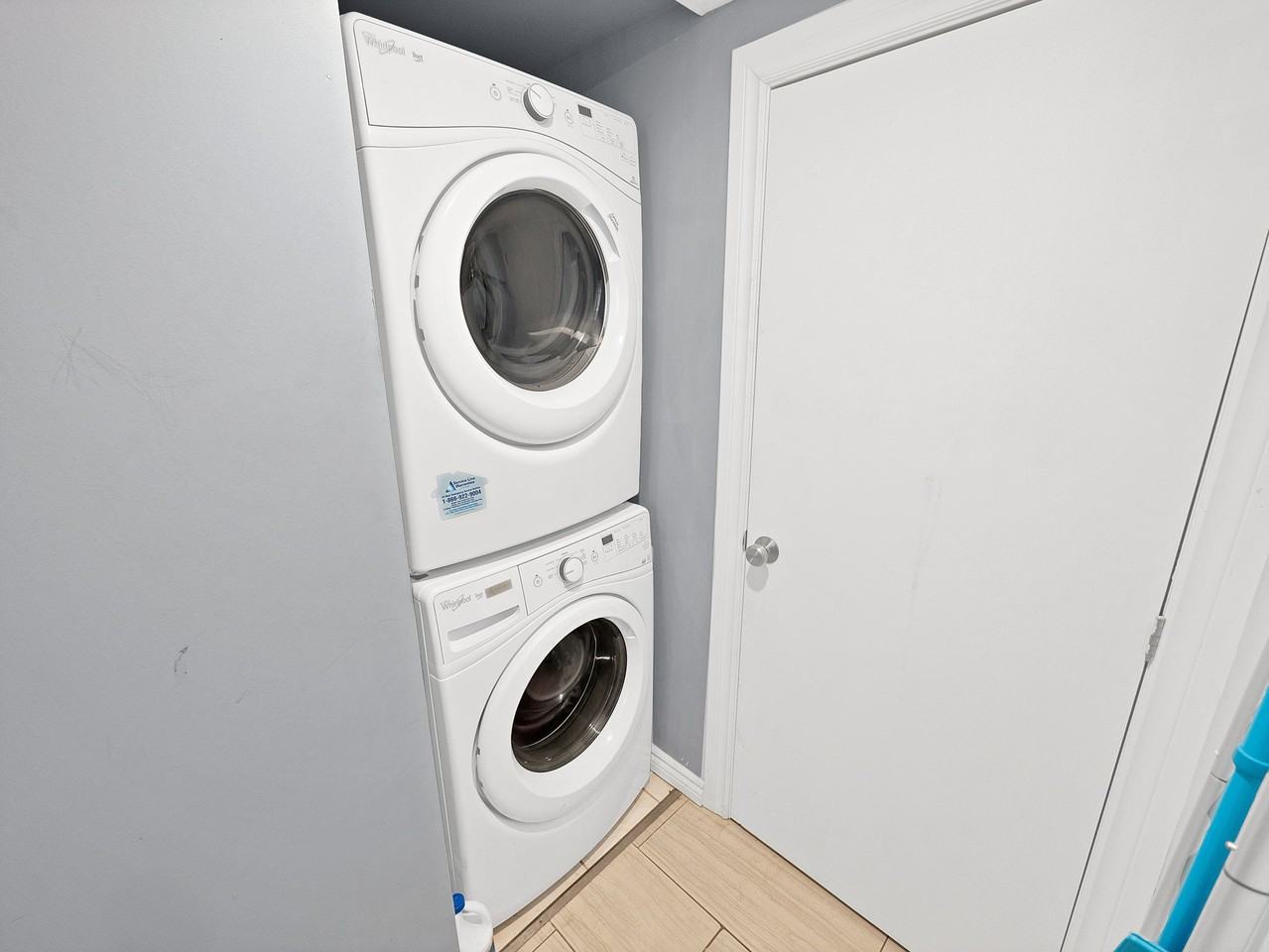 41 Meadowlark Dr #1 - Photo 2 of 11