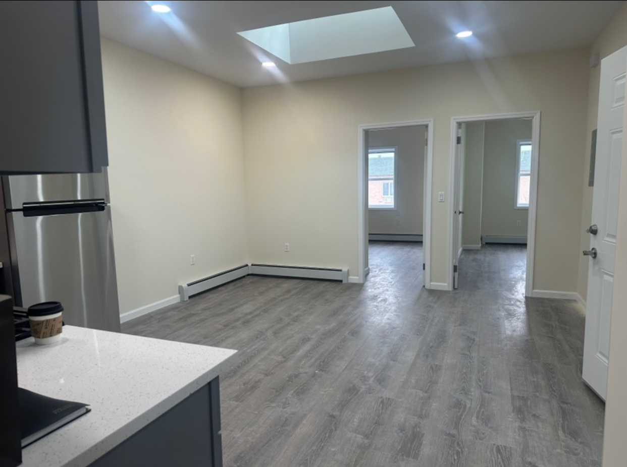 1858 Bath Avenue 2F - Photo 2 of 9