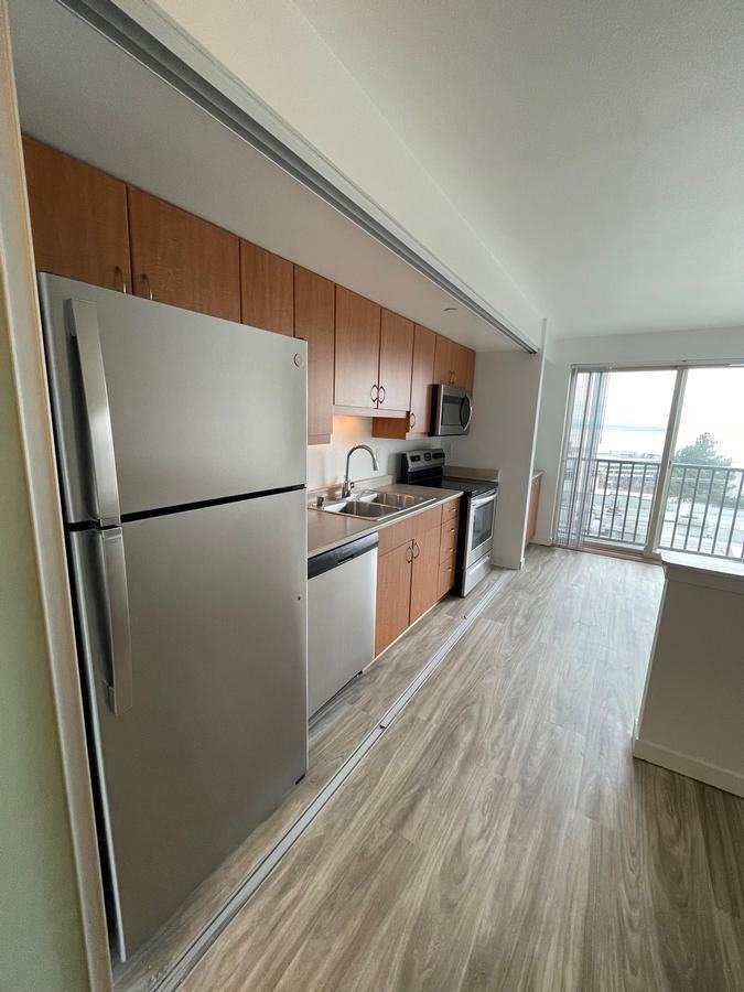 229 Queen Anne Ave N - Photo 4 of 20