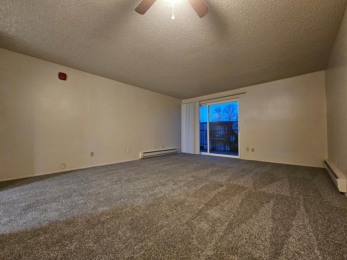 329 Ridgeview Dr - Photo 4 of 6