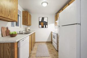 featured image of 3307 College St Se