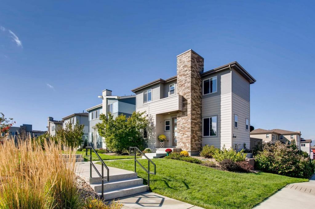 3435 Cranston Cir - Photo 3 of 27