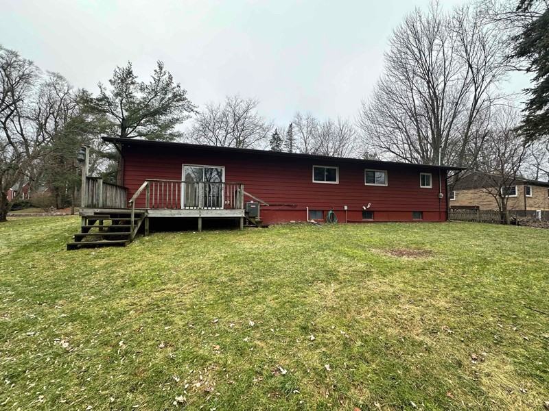 2256 Kenmore Dr - Photo 2 of 13