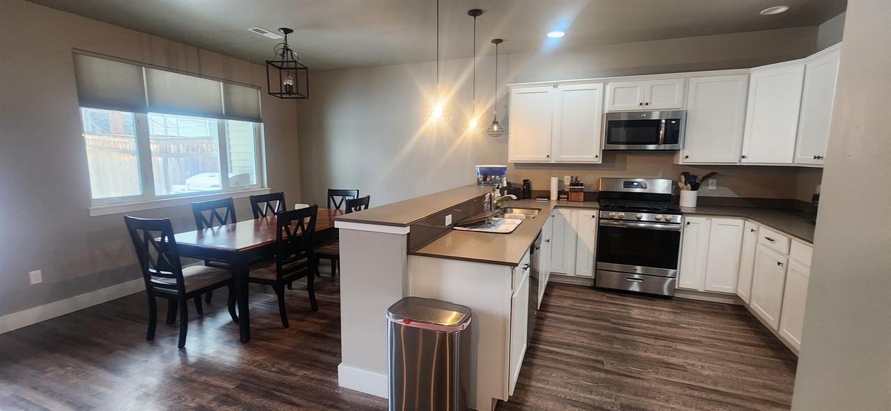 2633 Park Creek Ave #1 - Photo 2 of 22