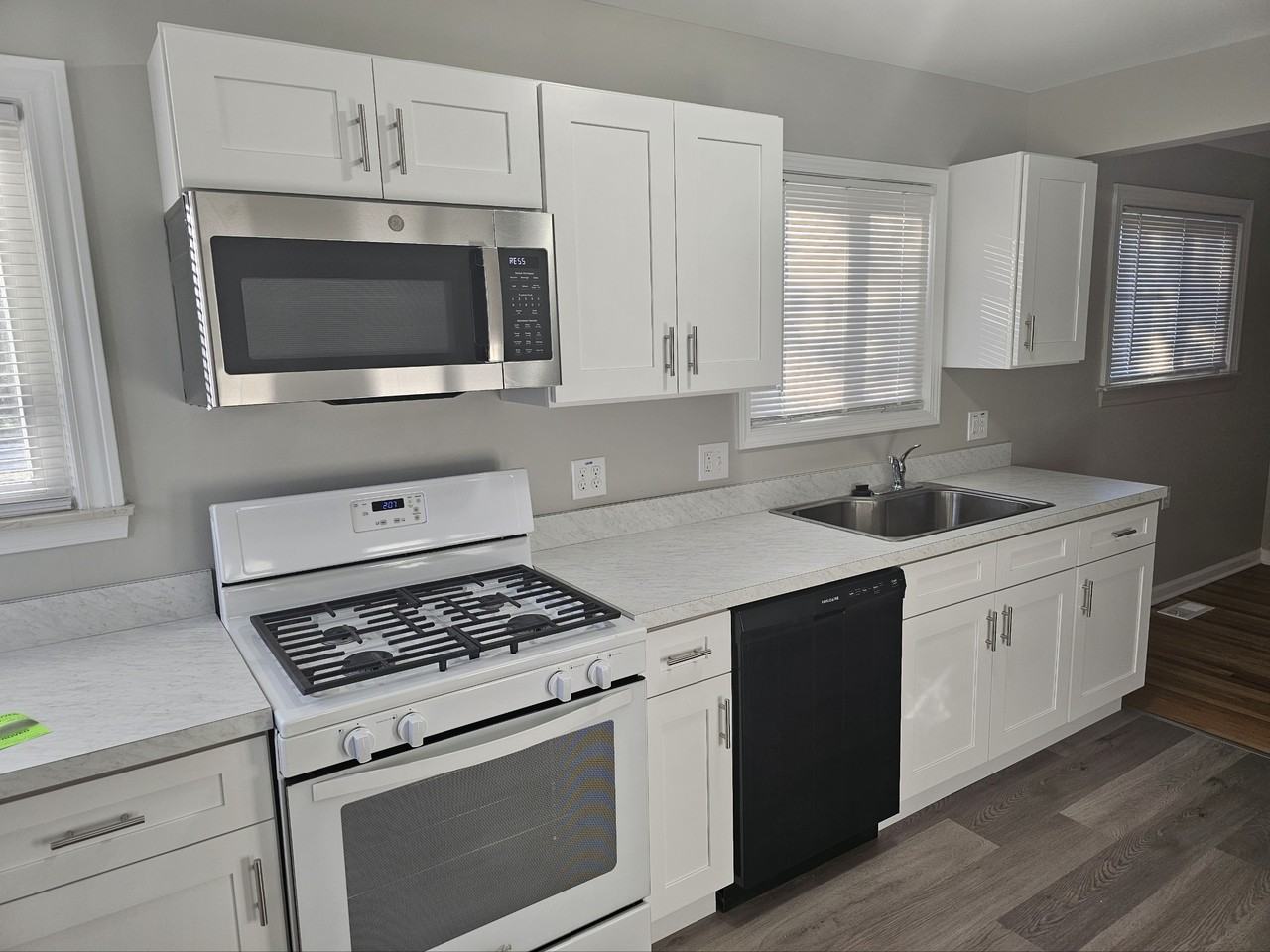 26539 Clarita #1 - Photo 6 of 36