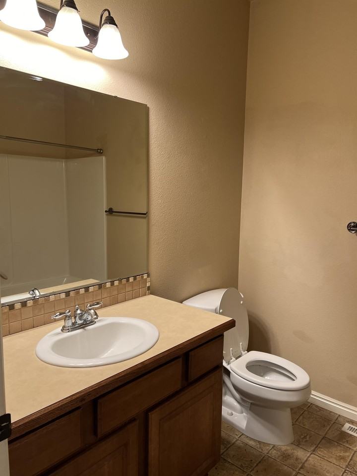1307 W Sanetta St #1 - Photo 4 of 12