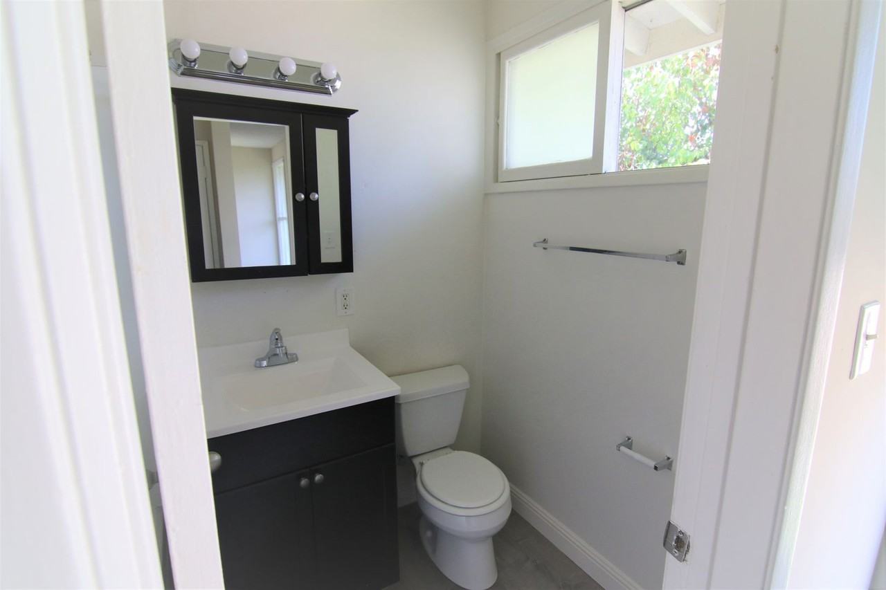 Patio Gardens Apartments - Photo 4 of 17