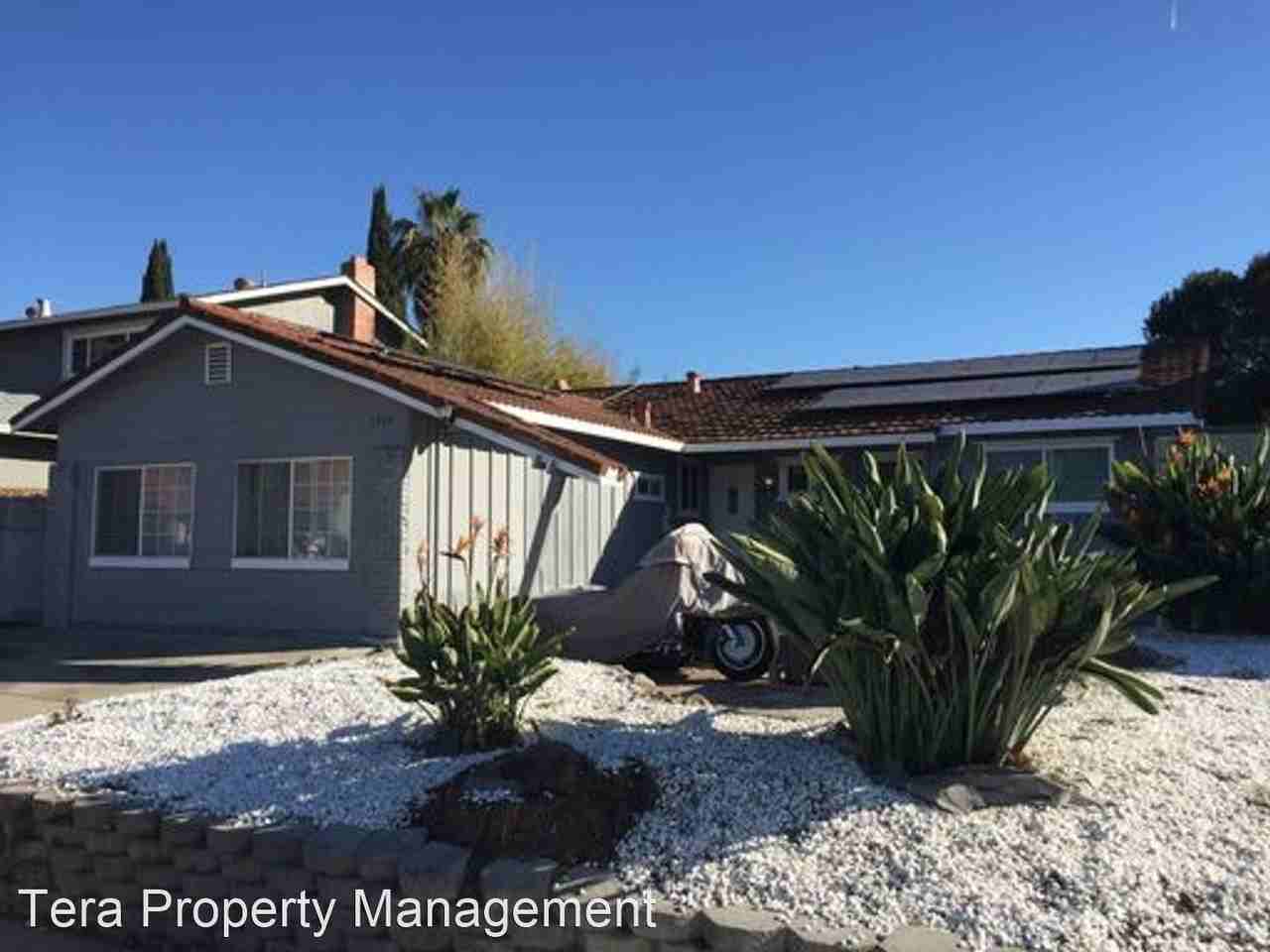 1260 Glacier Dr. - Photo 2 of 3