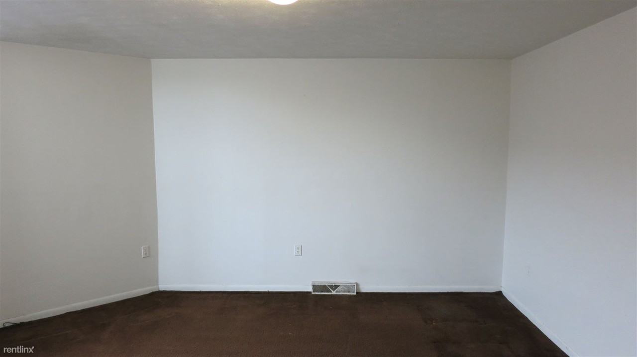 220 Rhode Island Ave - Photo 3 of 30