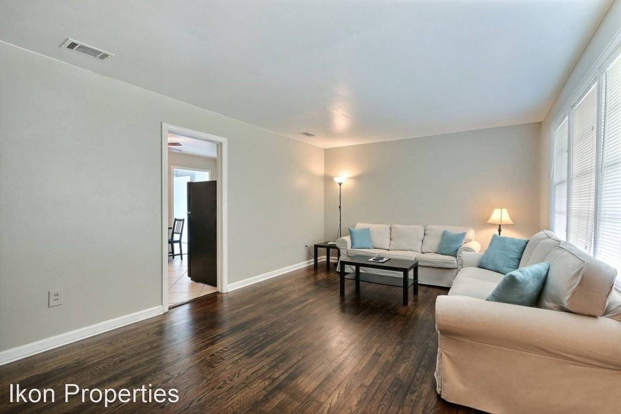 2211 E 56th St - Photo 2 of 14