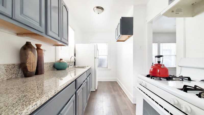 415 N Virginia Ct - Photo 2 of 6