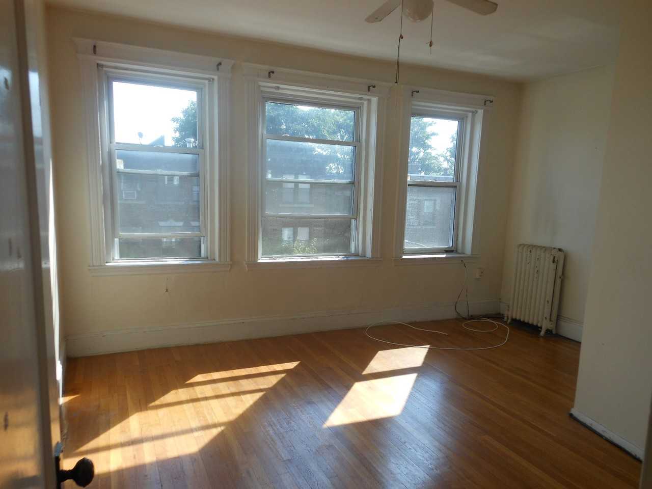 29 Park Vale Ave #9 - Photo 3 of 10