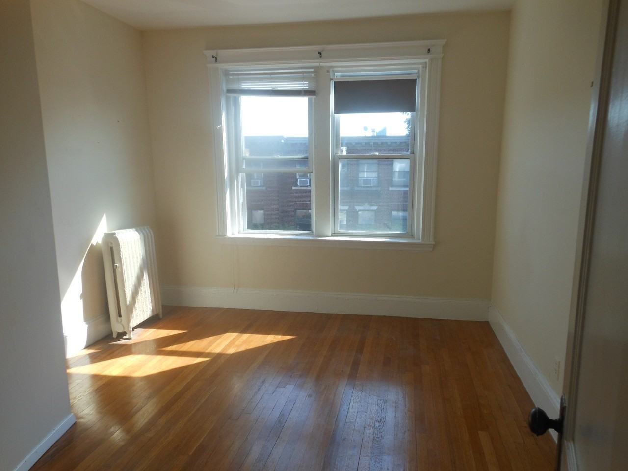 29 Park Vale Ave #9 - Photo 4 of 10