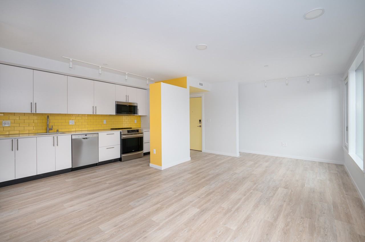 205 Beacon St #301 - Photo 2 of 31