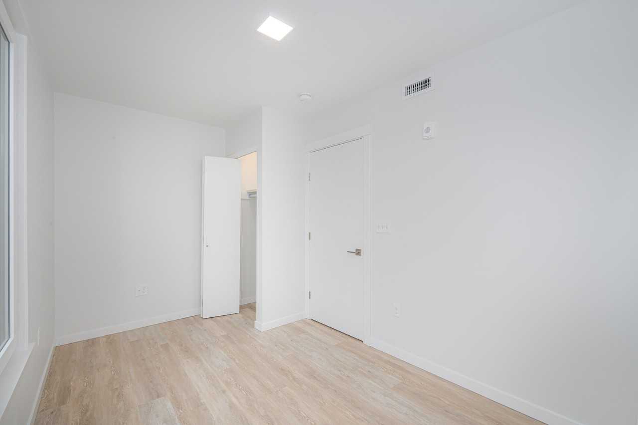 205 Beacon St #301 - Photo 6 of 31