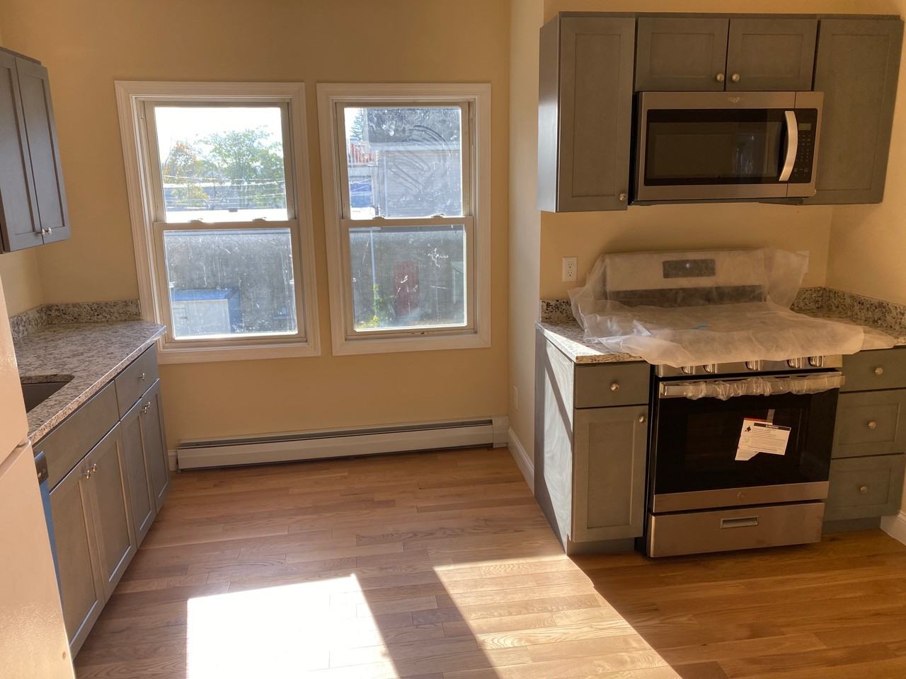 87 Main St #2 - Photo 3 of 16