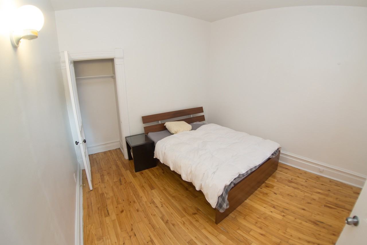 3427 Rue de Bullion - Photo 6 of 9