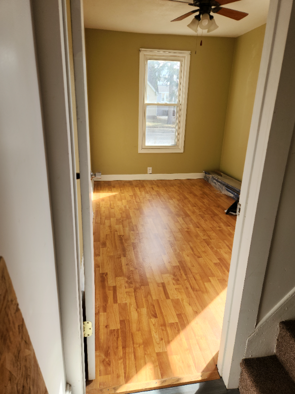 425 N Bauman Ave - Photo 2 of 12