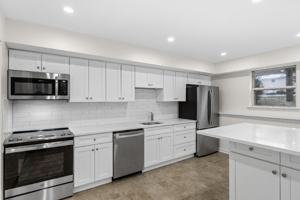 featured image of 4 Horizon View Dr #3