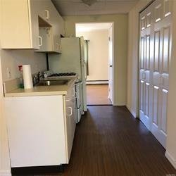 80 Erlanger Blvd - Photo 3 of 10
