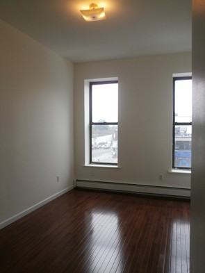 437 5th Avenue - Photo 2 of 5