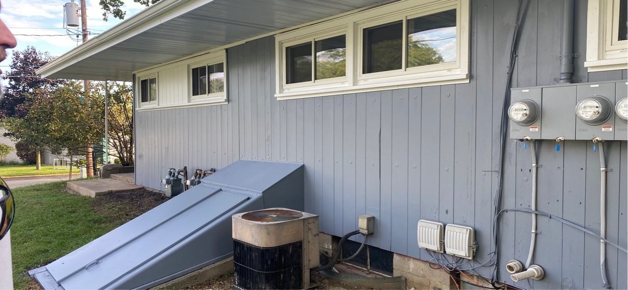 390 Hillsdale St #2 - Photo 5 of 5