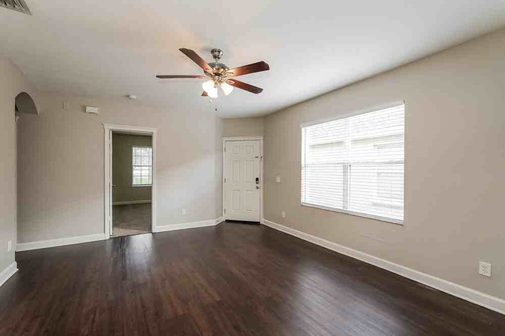 7806 Bristol Park Dr - Photo 3 of 16