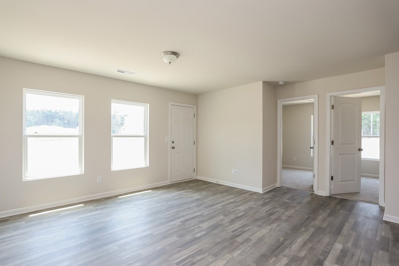 1105 Hope Farm Dr - Photo 2 of 17