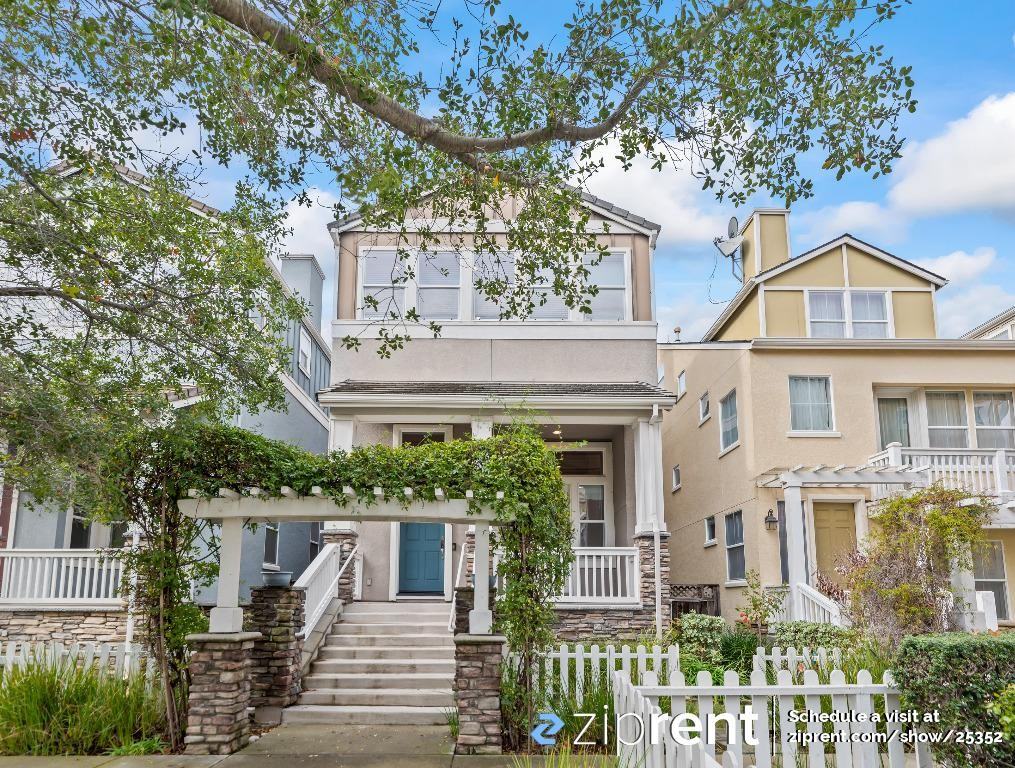 11512 Murano Cir - Photo 2 of 36