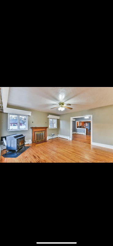 653 Quinebaug Rd - Photo 3 of 24