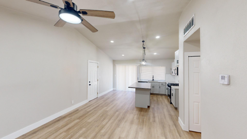 7323 Glen Arbor - Photo 4 of 19