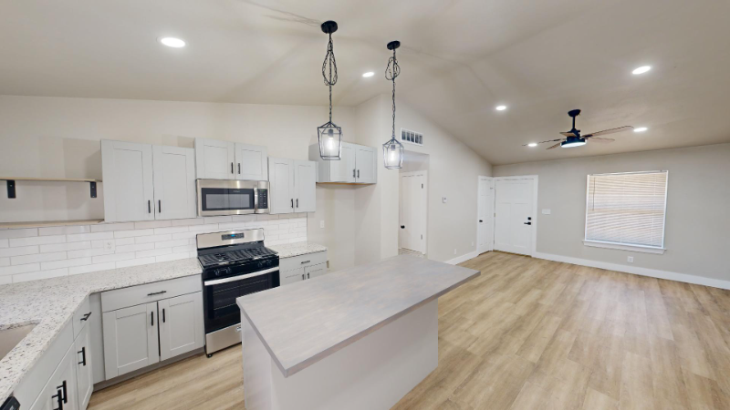 7323 Glen Arbor - Photo 7 of 19