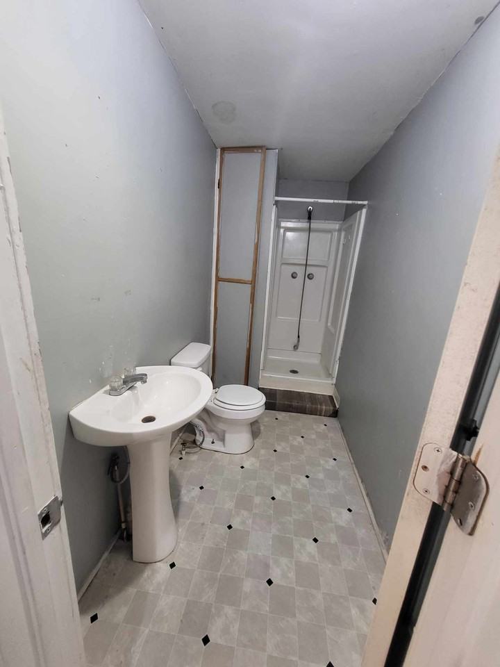 303 S Oak St #NA - Photo 2 of 8