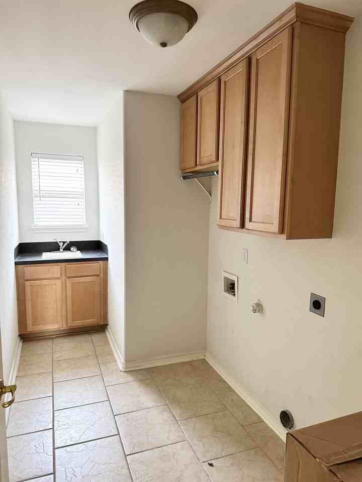 7613 Bayonne Dr #1 - Photo 7 of 20