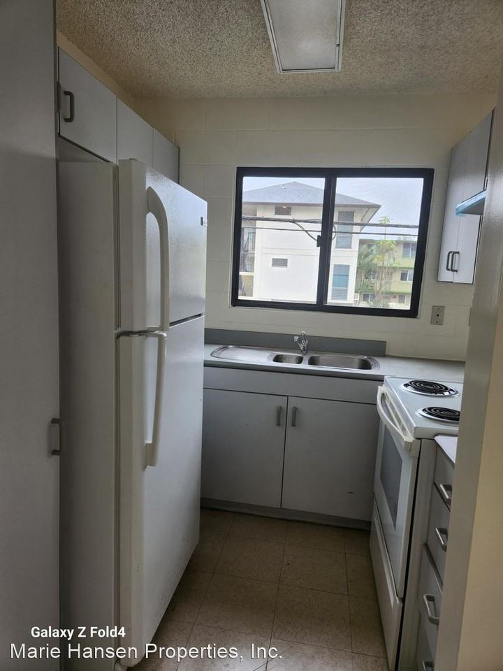 310-336 Olive Avenue - Photo 3 of 9