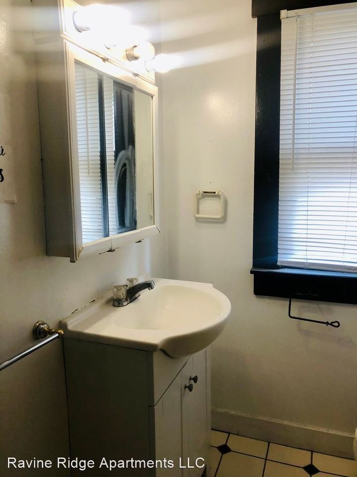 89-91 E Woodruff Avenue - Photo 3 of 23