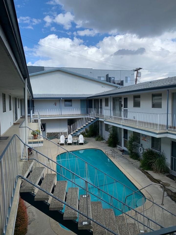 3322 Mentone - Photo 7 of 14