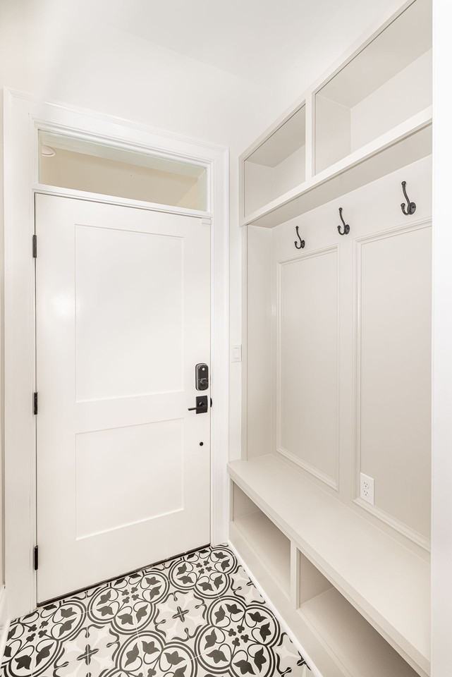 329 S Upper St - Photo 2 of 27