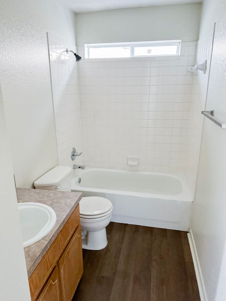 Updated 4-plex unit - Photo 6 of 7