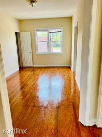 1292 Bright St - Photo 2 of 3