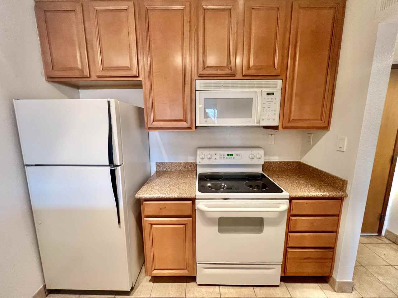 7625 E Camelback Rd - Photo 4 of 17