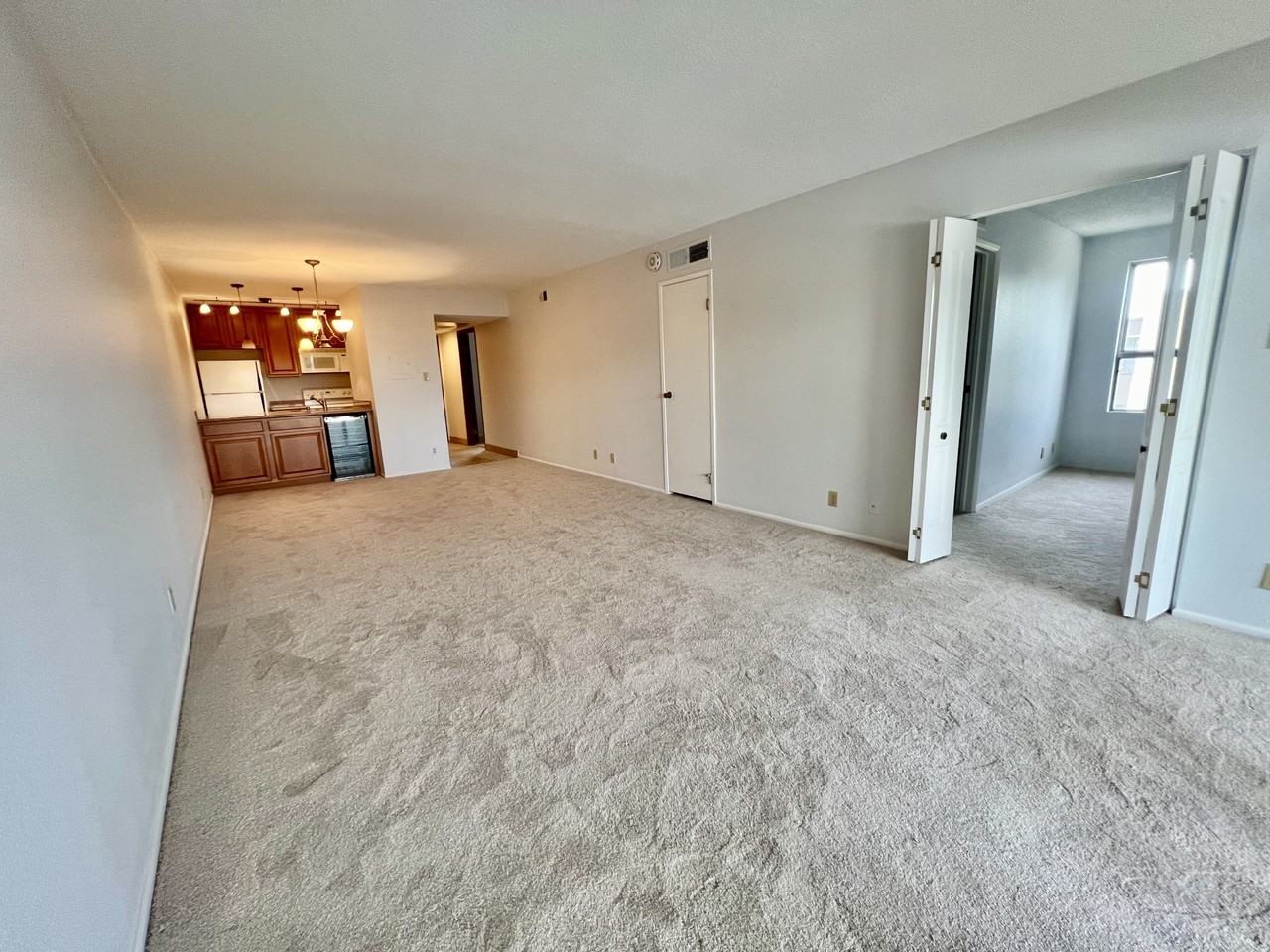 7625 E Camelback Rd - Photo 6 of 17