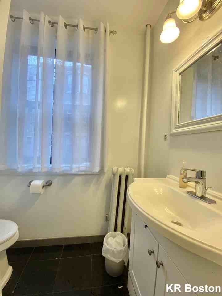 Harvard Ave #2 - Photo 7 of 50